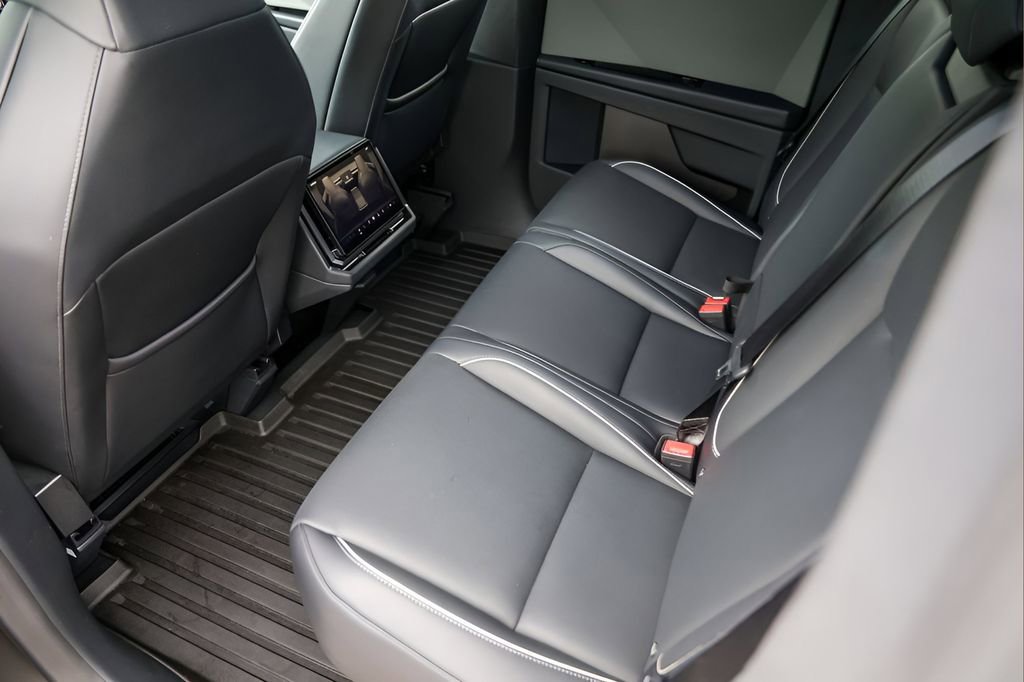 Used 2024 Tesla Cybertruck Cyberbeast image 23