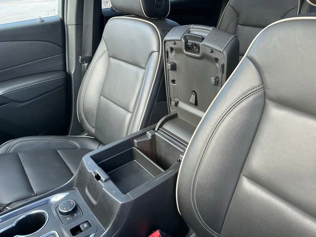 Used 2023 Chevrolet Traverse Premier w/ Redline Edition image 33
