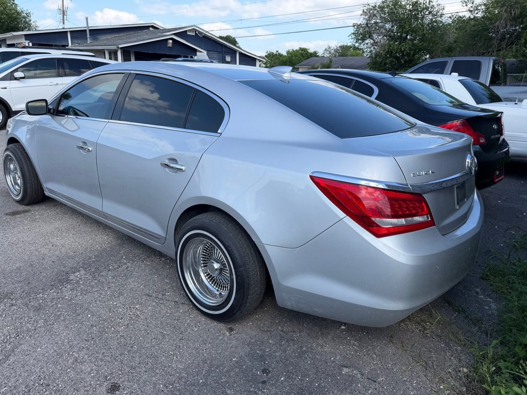 Used 2015 Buick LaCrosse Leather FWD image 25