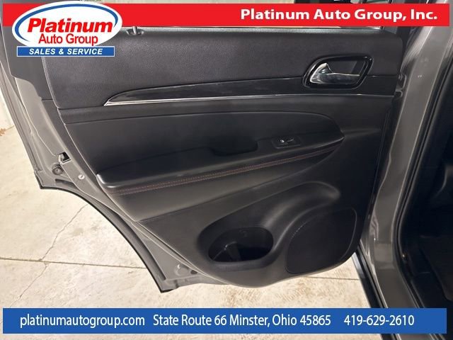 Used 2021 Jeep Grand Cherokee Trailhawk w/ Trailhawk Luxury Group AWD/4WD image 32