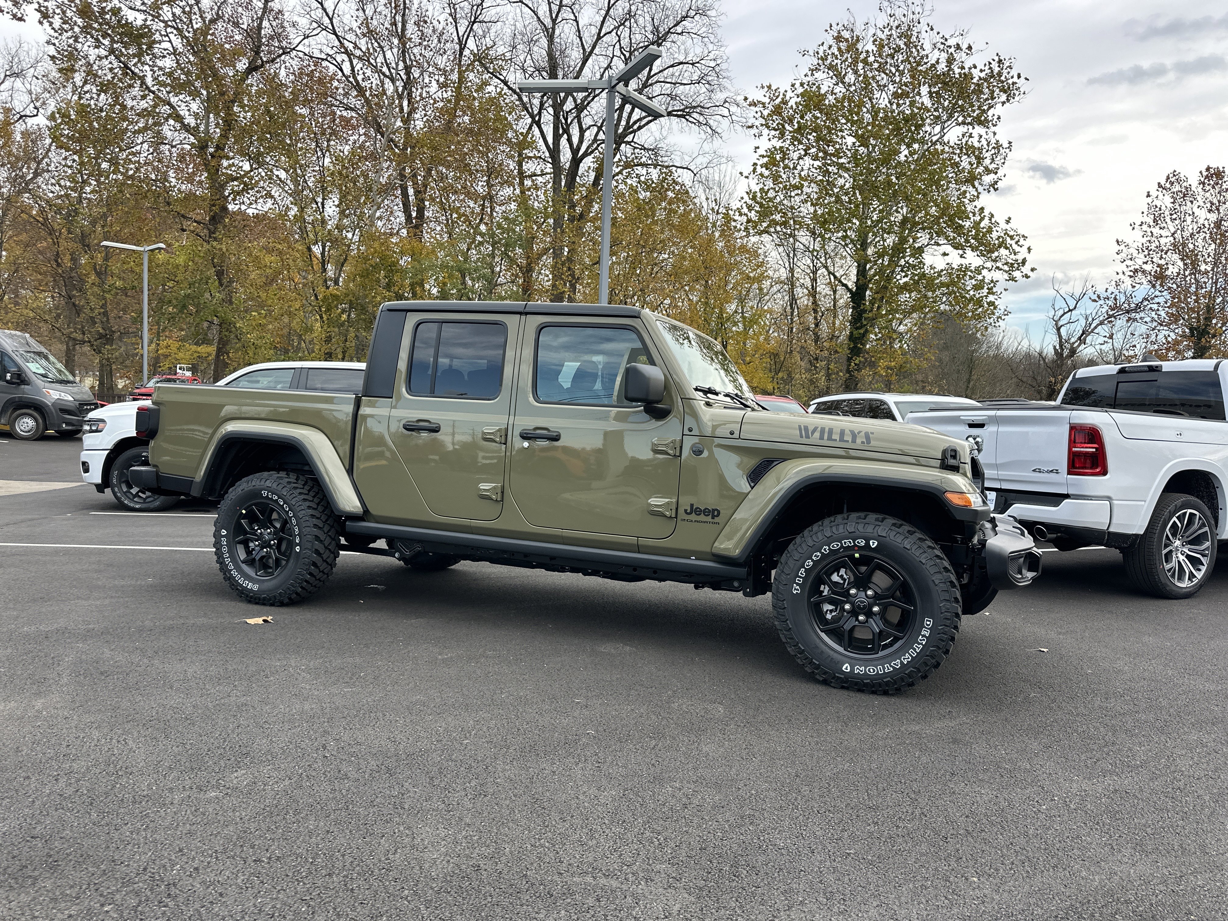 New 2026 Jeep Gladiator Willys image 17