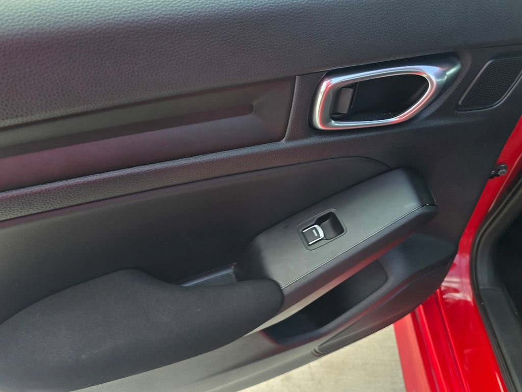 Used 2023 Honda Civic Sport image 13