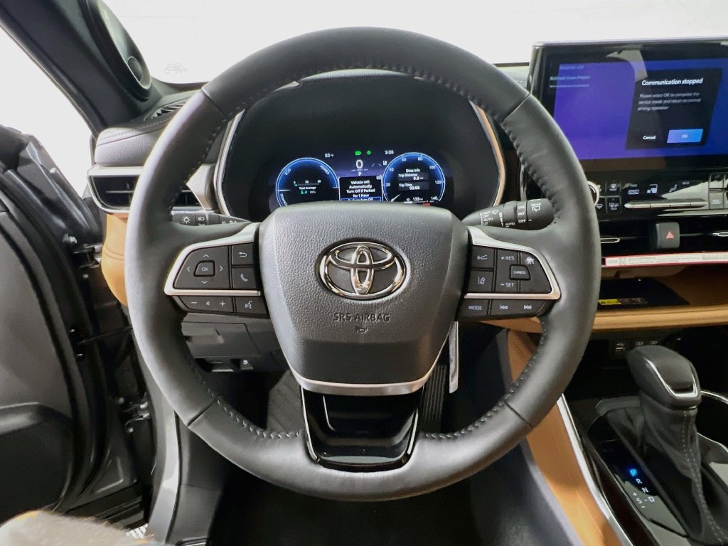 New 2026 Toyota Highlander Platinum AWD/4WD image 15