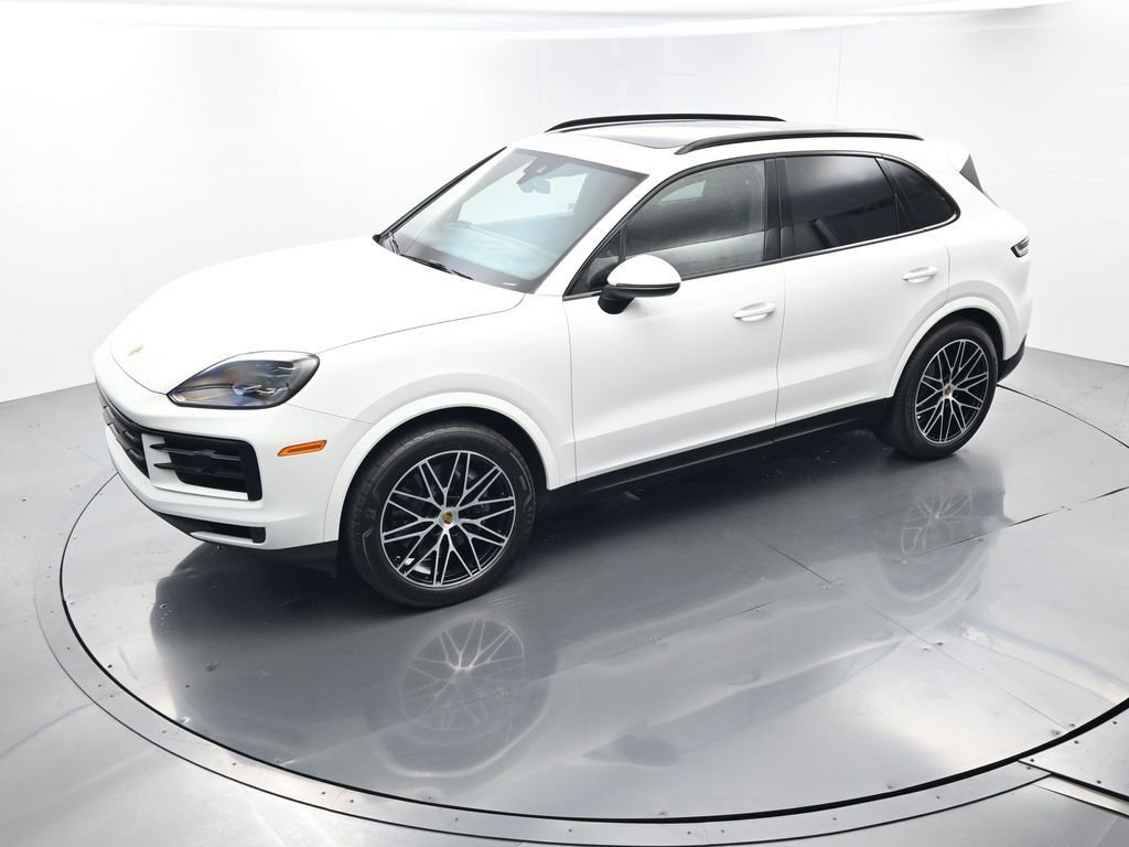 Certified 2024 Porsche Cayenne image 30