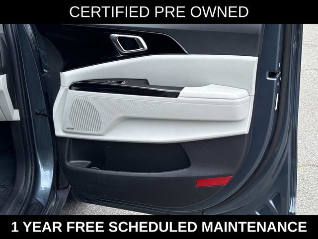 Used 2024 Kia Carnival SX Prestige FWD image 8