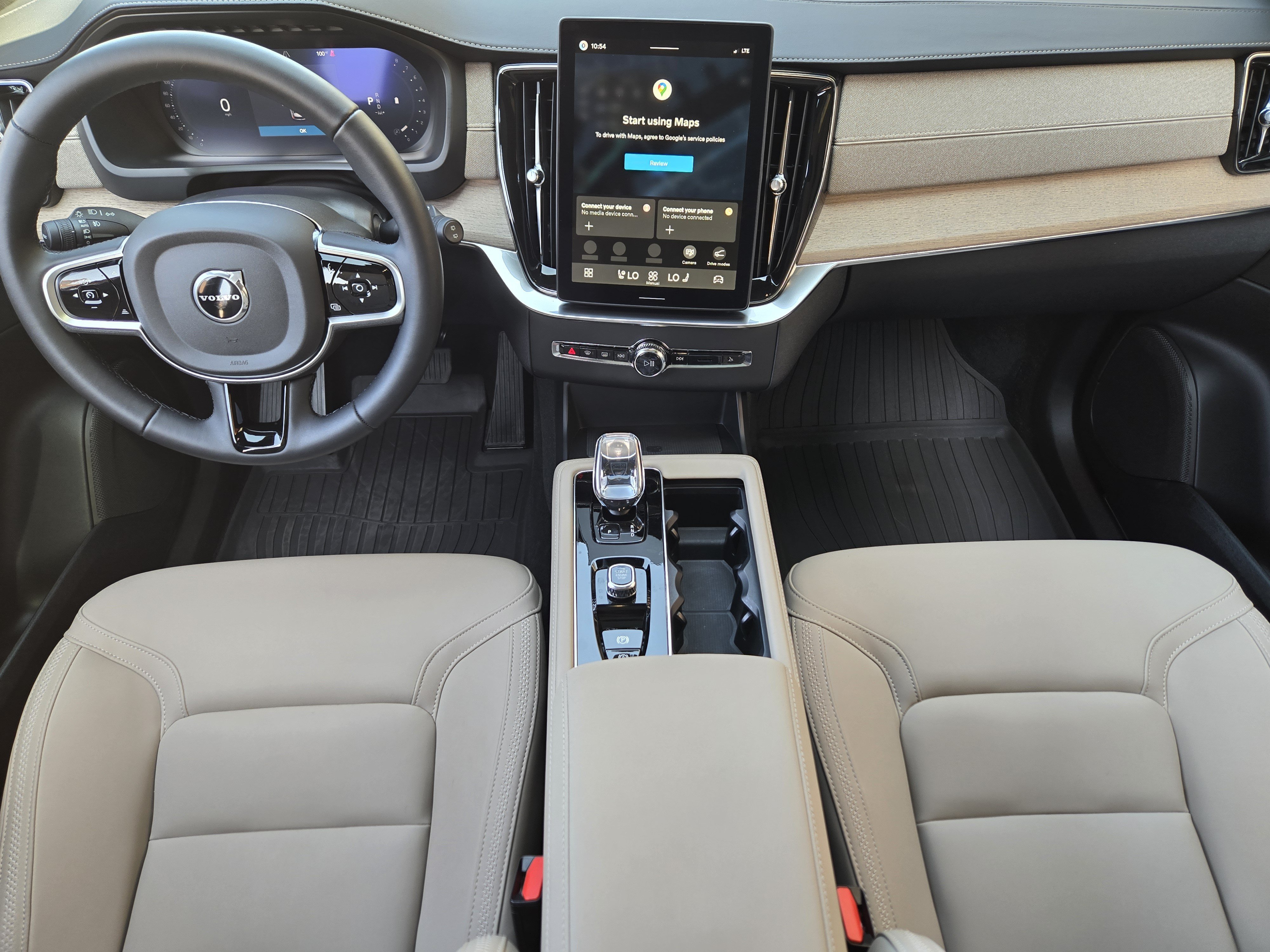 Certified 2026 Volvo XC90 B6 Plus w/ Protection Package Premier AWD/4WD image 26