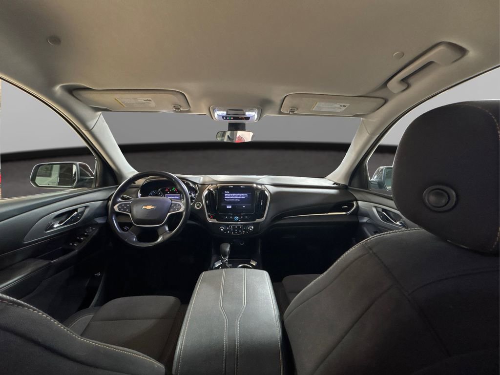 Used 2021 Chevrolet Traverse LT image 26