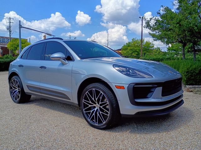 Used 2022 Porsche Macan AWD/4WD image 20