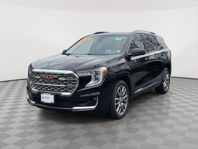 Used 2022 GMC Terrain Denali w/ LPO, 'HIT The Road' Package image 3