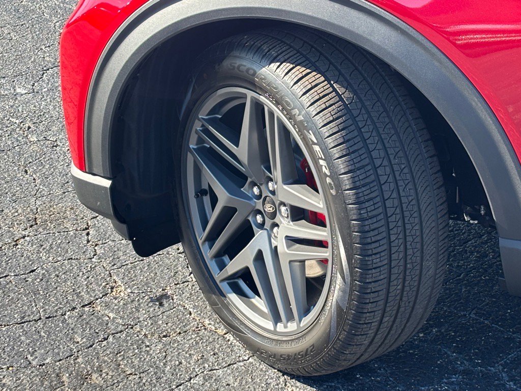 New 2026 Ford Explorer ST w/ Sun And Sound Package image 22