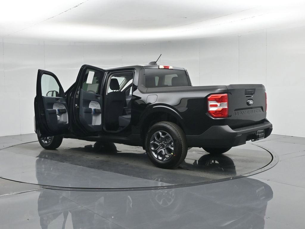 New 2026 Ford Maverick XLT image 32