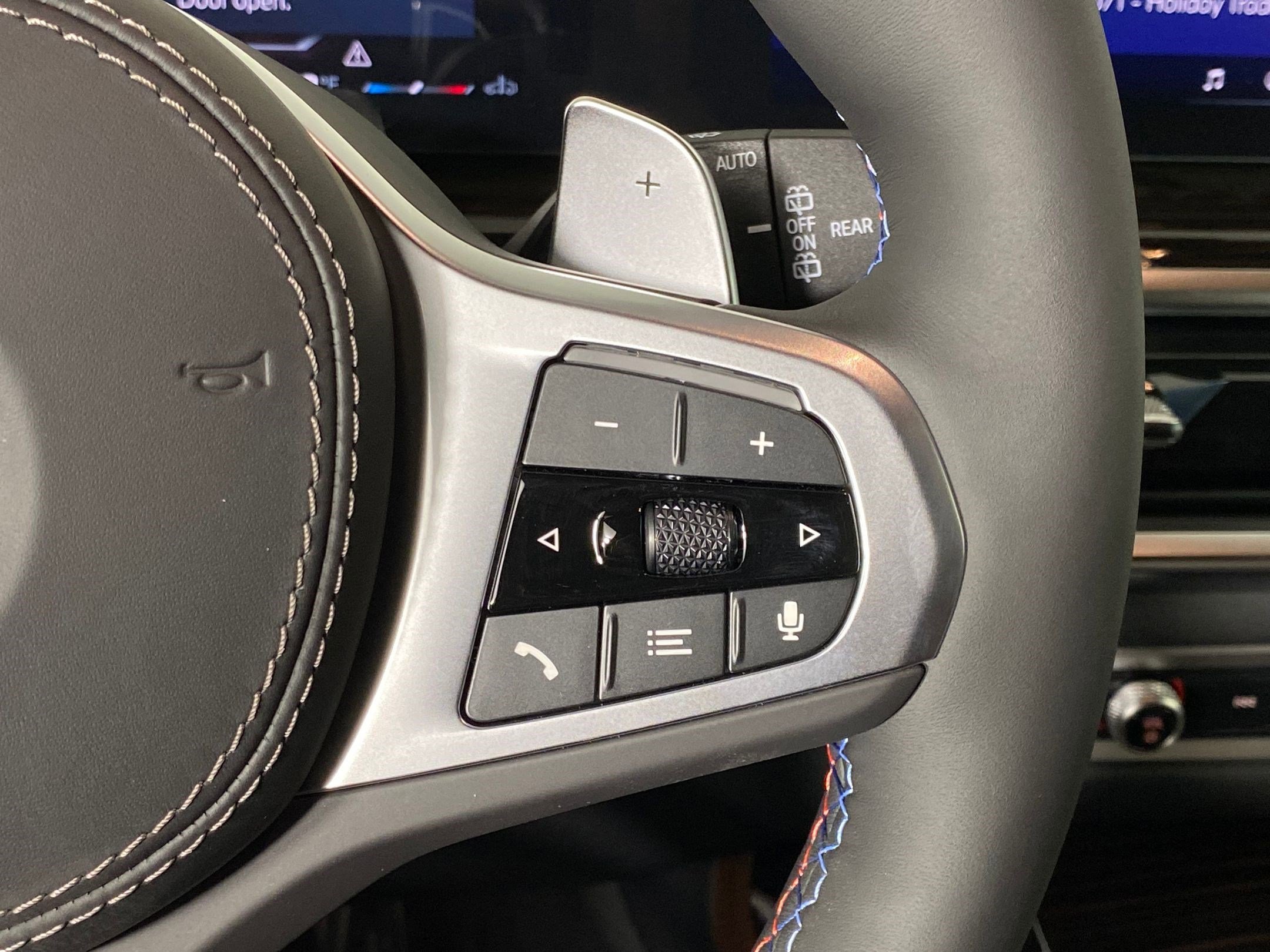 New 2026 BMW X7 M60i image 28