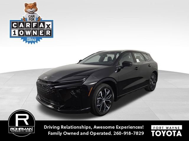 Used 2025 Toyota Crown Signia image 1