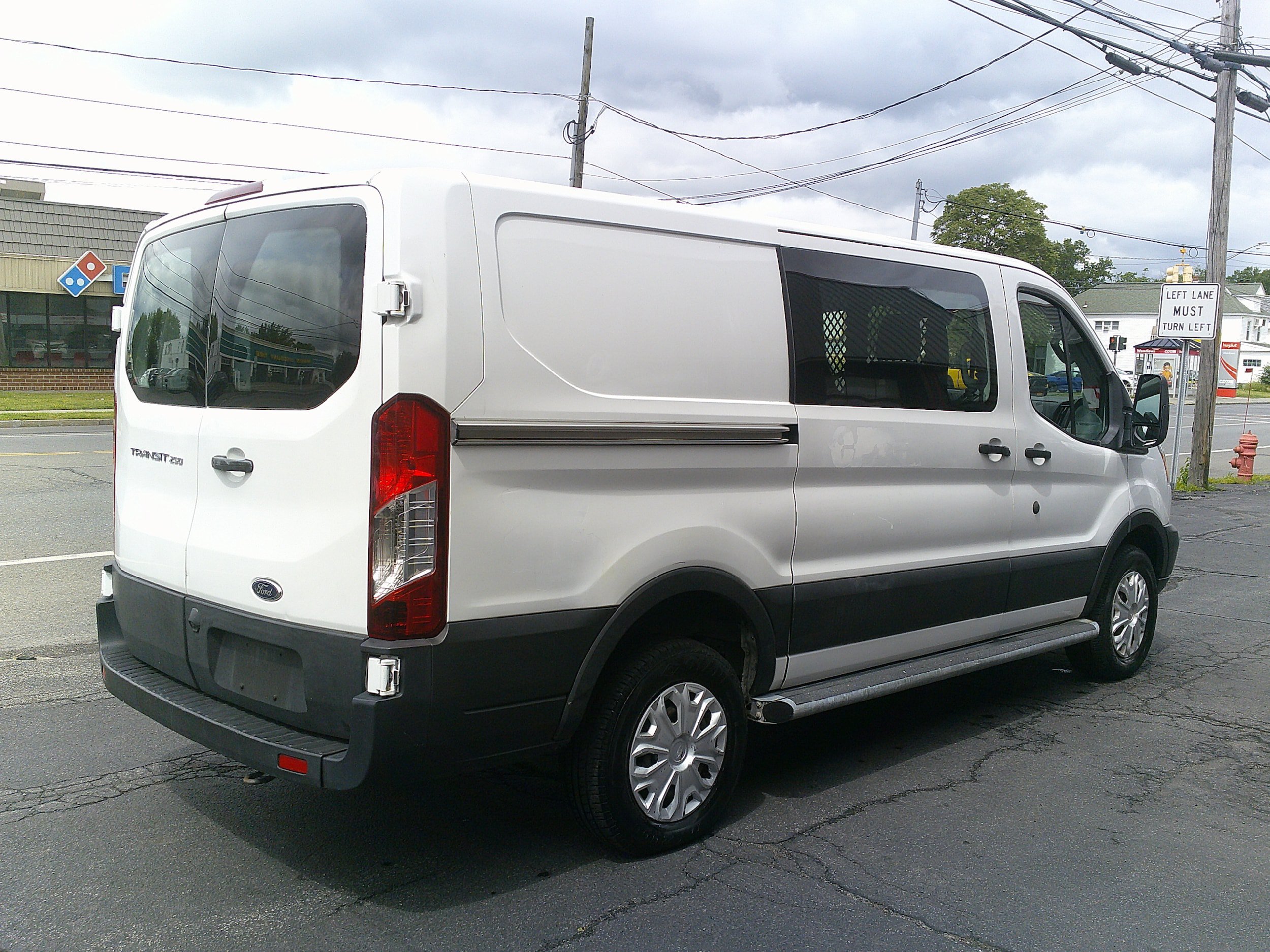 Used 2019 Ford Transit 250 130 Low Roof w/ Exterior Upgrade Package RWD image 5