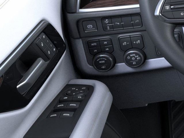 New 2026 Chevrolet Suburban Premier image 24