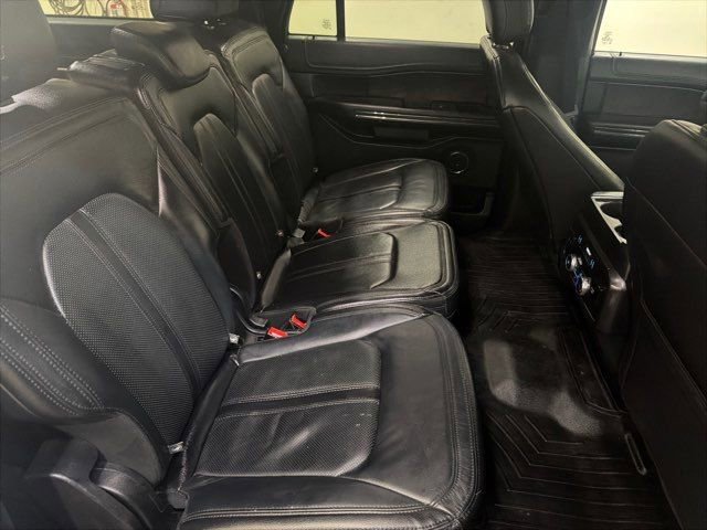 Used 2019 Ford Expedition Max Limited RWD image 11
