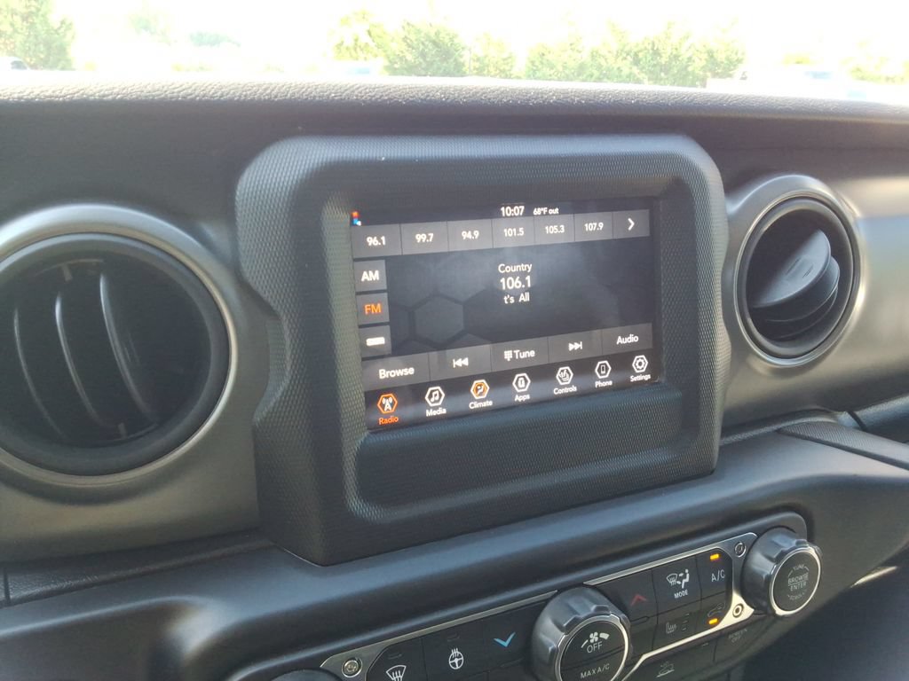 Used 2022 Jeep Gladiator Sport AWD/4WD image 30