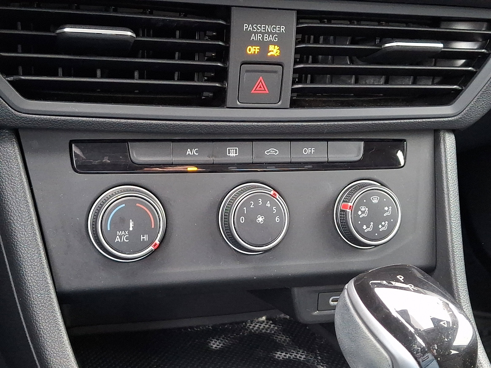 Certified 2024 Volkswagen Jetta S image 15