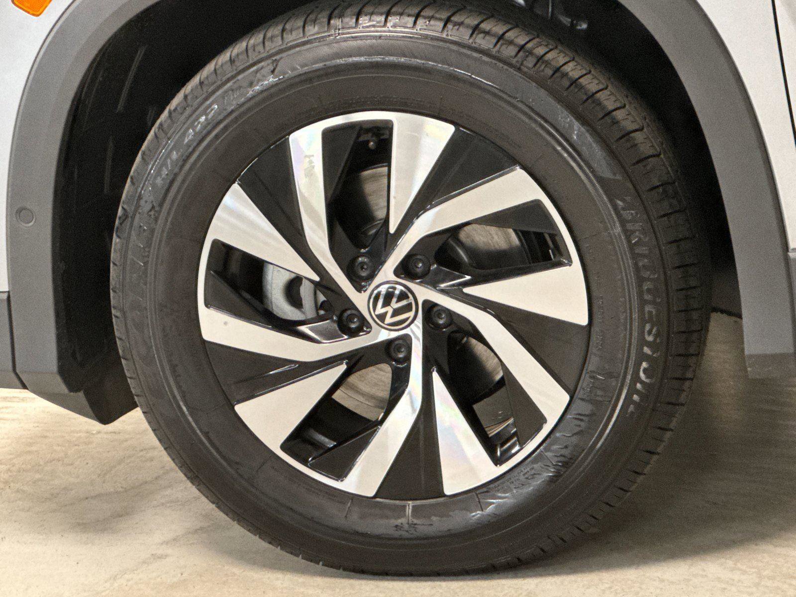 New 2026 Volkswagen Tiguan S image 24