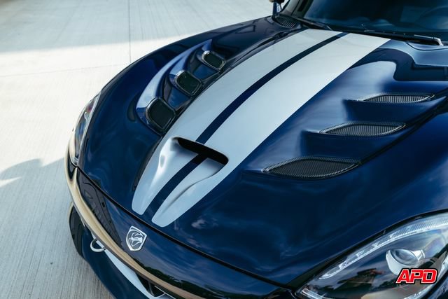 Used 2014 SRT Viper SRT-10 w/ Exterior Carbon Fiber Package RWD image 61