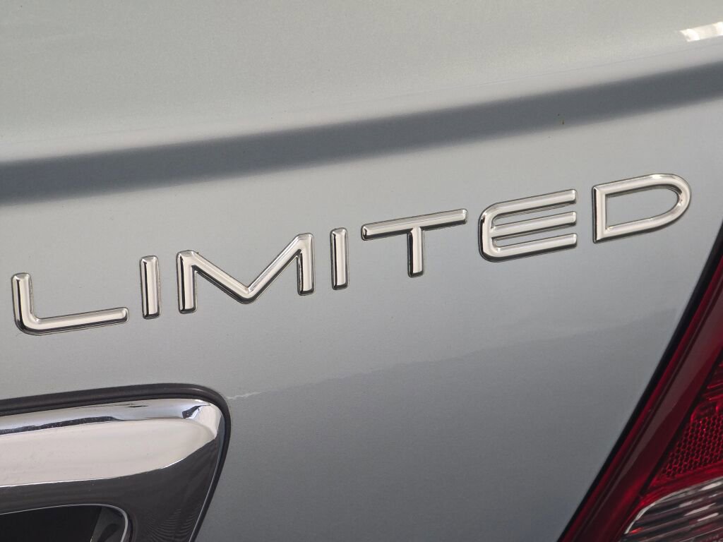 Used 2003 Chrysler Sebring Limited image 61