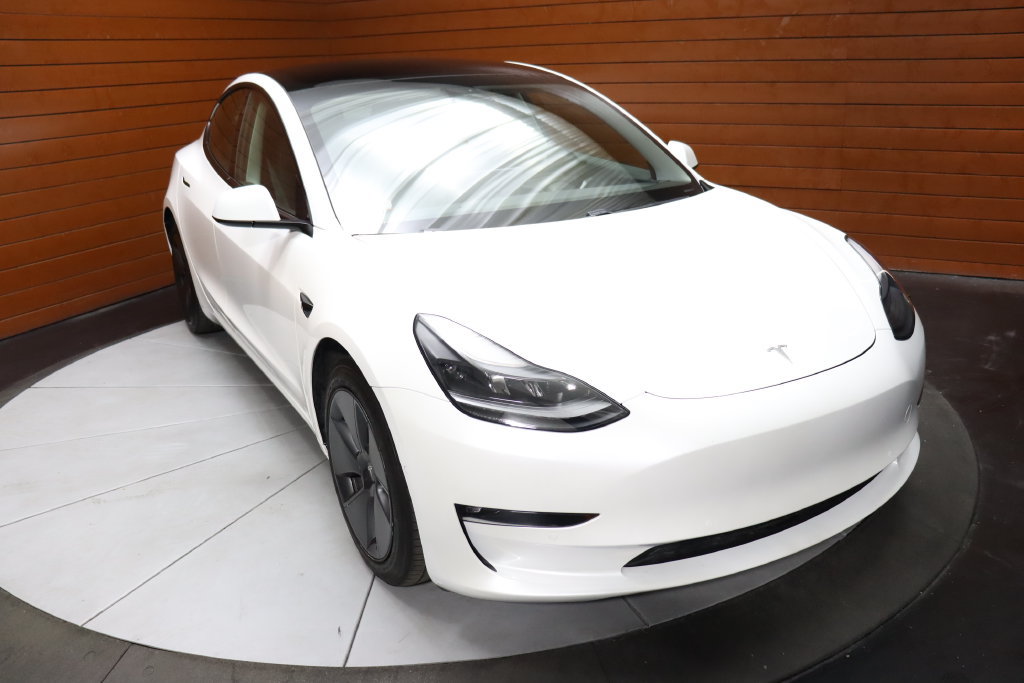 Used 2023 Tesla Model 3 Standard Range RWD image 10