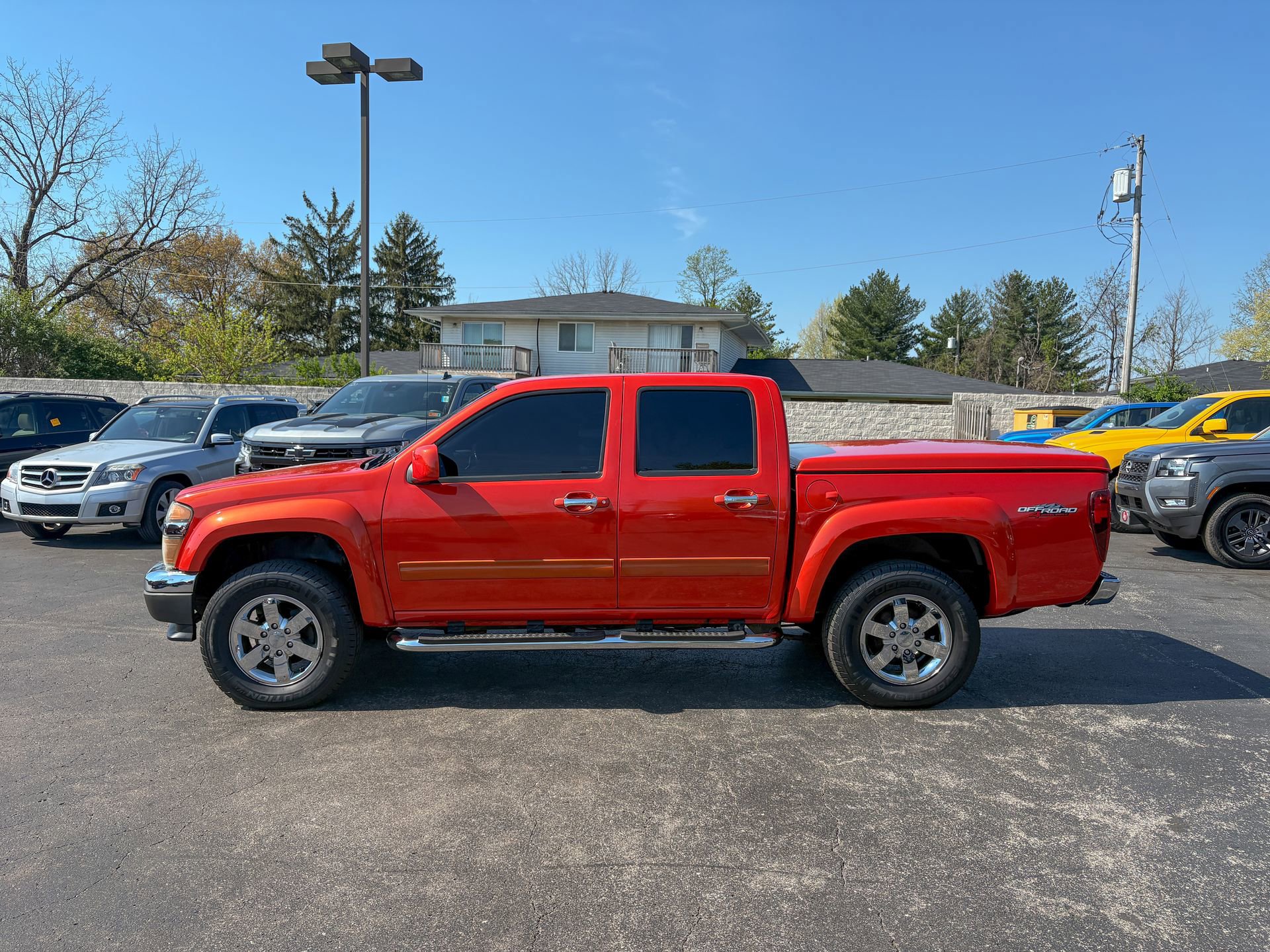 Used 2010 GMC Canyon SLE AWD/4WD image 7