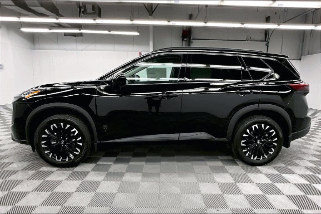 New 2026 Nissan Rogue Dark Armor FWD image 18