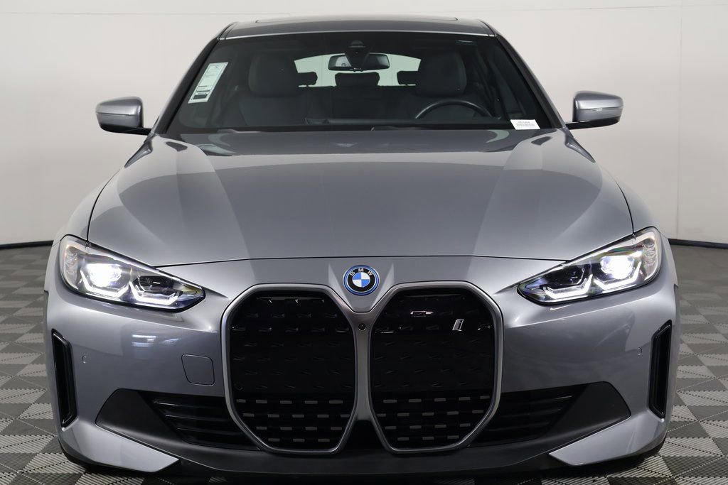 Used 2023 BMW i4 eDrive35 w/ Premium Package image 2