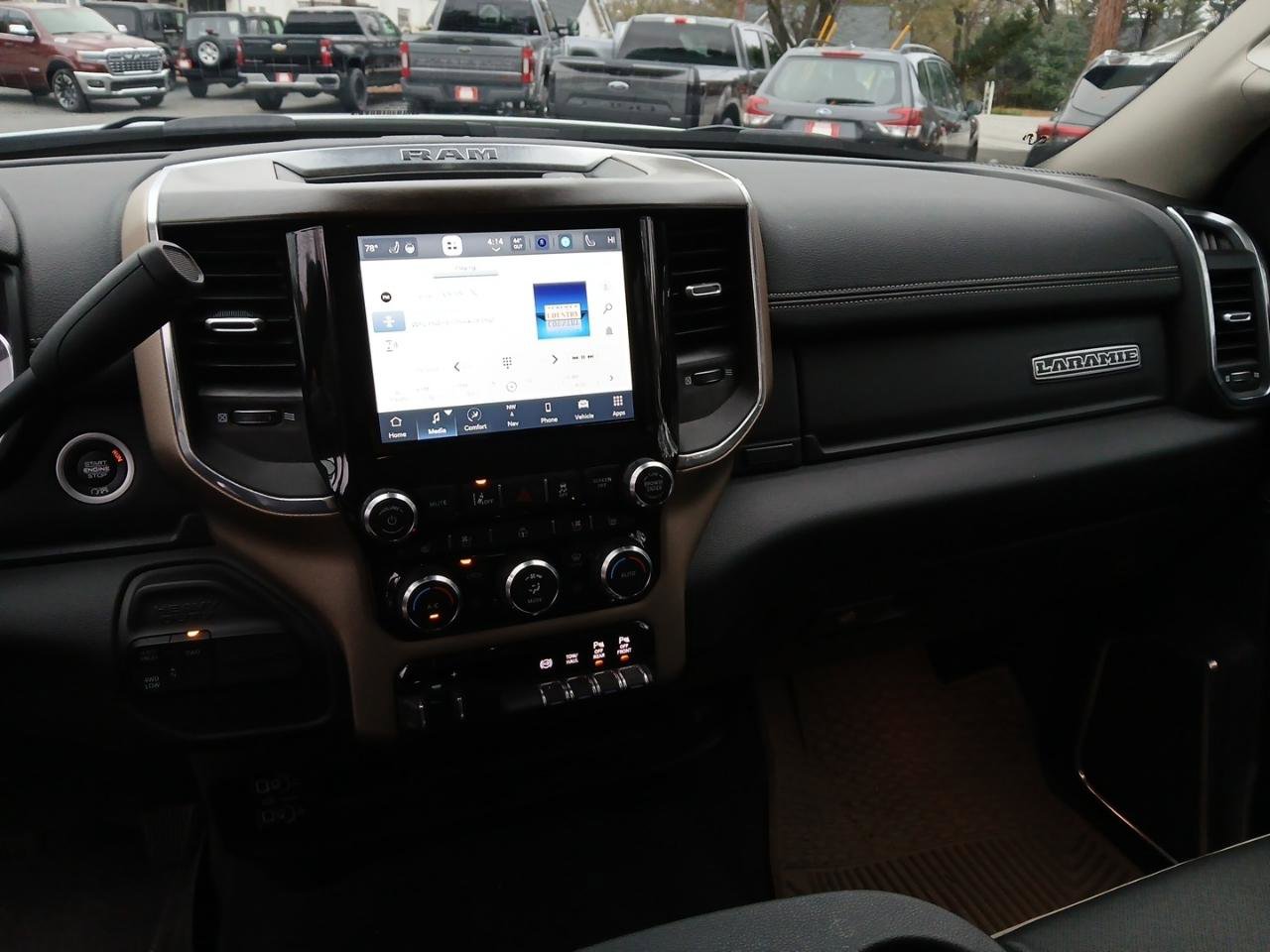 Used 2024 RAM 2500 Laramie w/ Safety Group AWD/4WD image 15