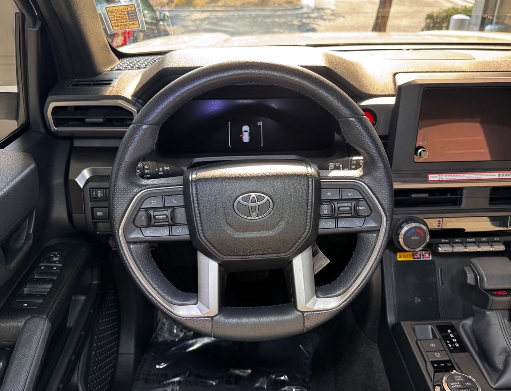 Certified 2025 Toyota 4Runner TRD Off-Road AWD/4WD image 21