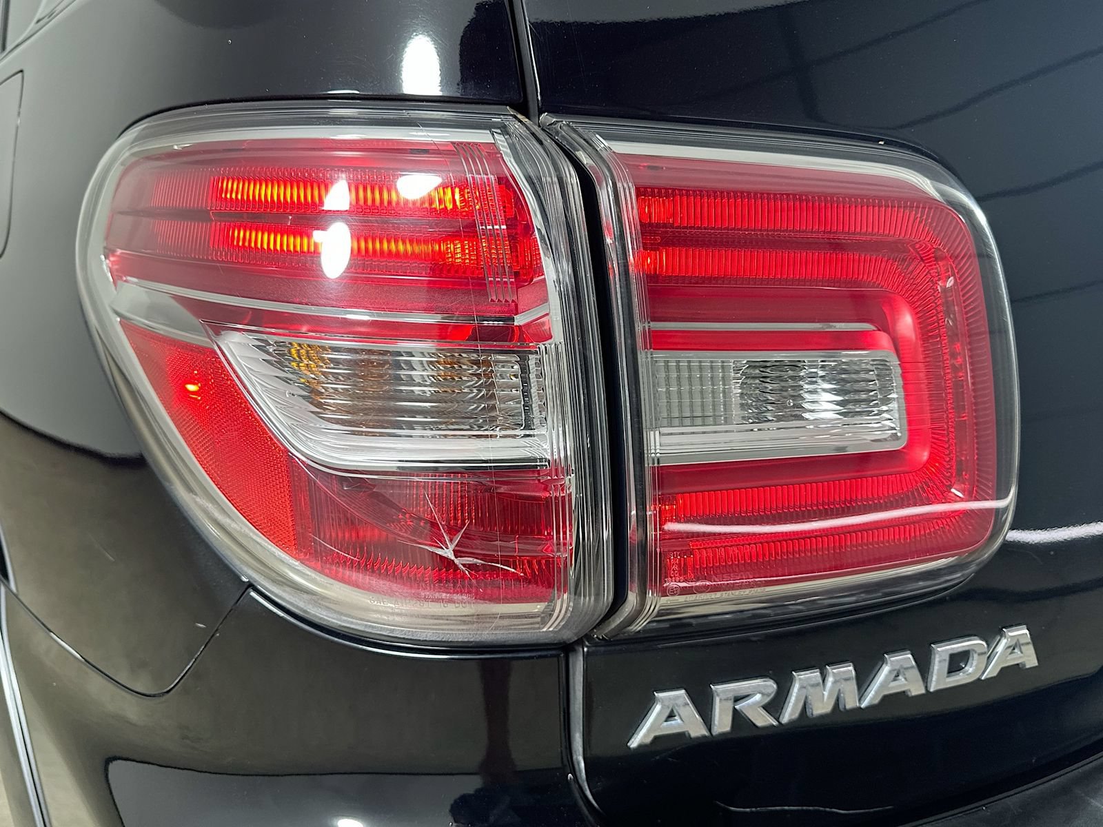 Used 2018 Nissan Armada SL AWD/4WD image 12