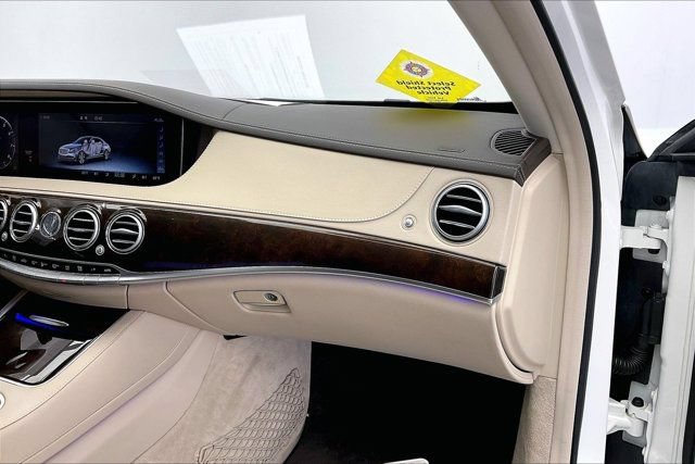 Used 2019 Mercedes-Benz S 560 Sedan image 16