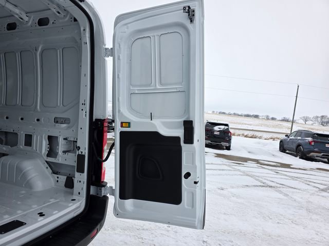 New 2026 Ford Transit 250 148 Medium Roof image 40