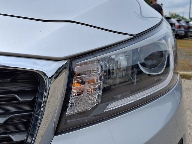 Used 2021 Kia Sedona EX FWD image 9