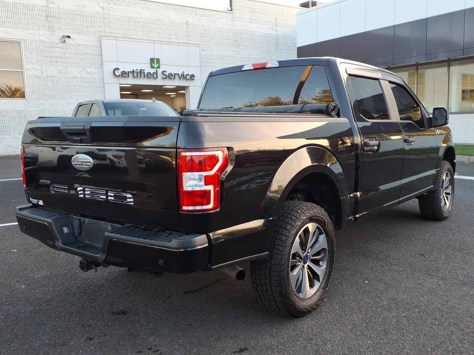 Used 2019 Ford F150 XL w/ Equipment Group 101A Mid AWD/4WD image 3