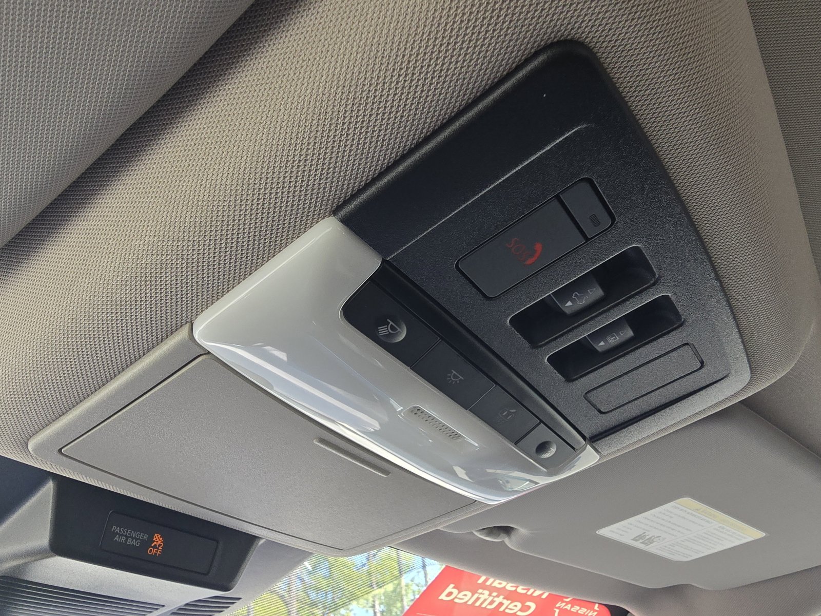 Certified 2025 Nissan Rogue SV w/ SV Premium Package FWD image 22
