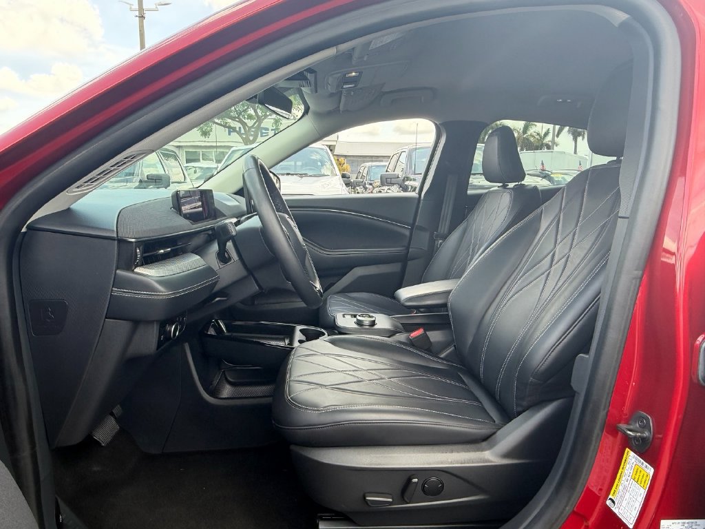Used 2023 Ford Mustang Mach-E Select RWD image 9