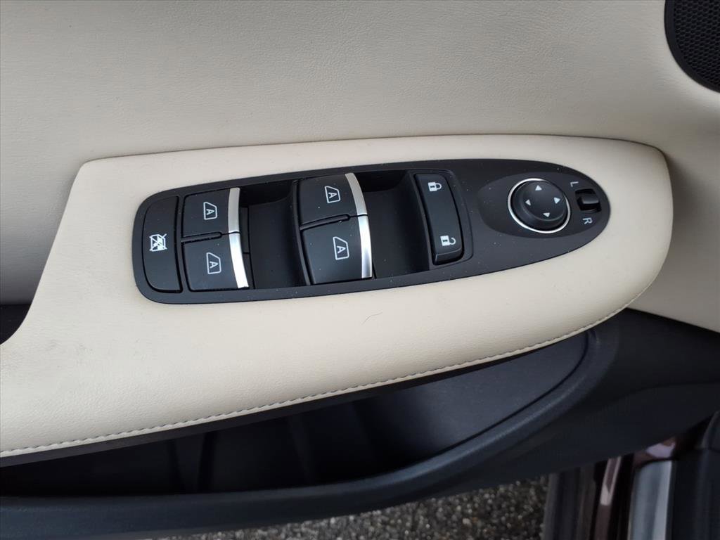 Used 2020 INFINITI QX50 Luxe w/ Navigation Package image 26