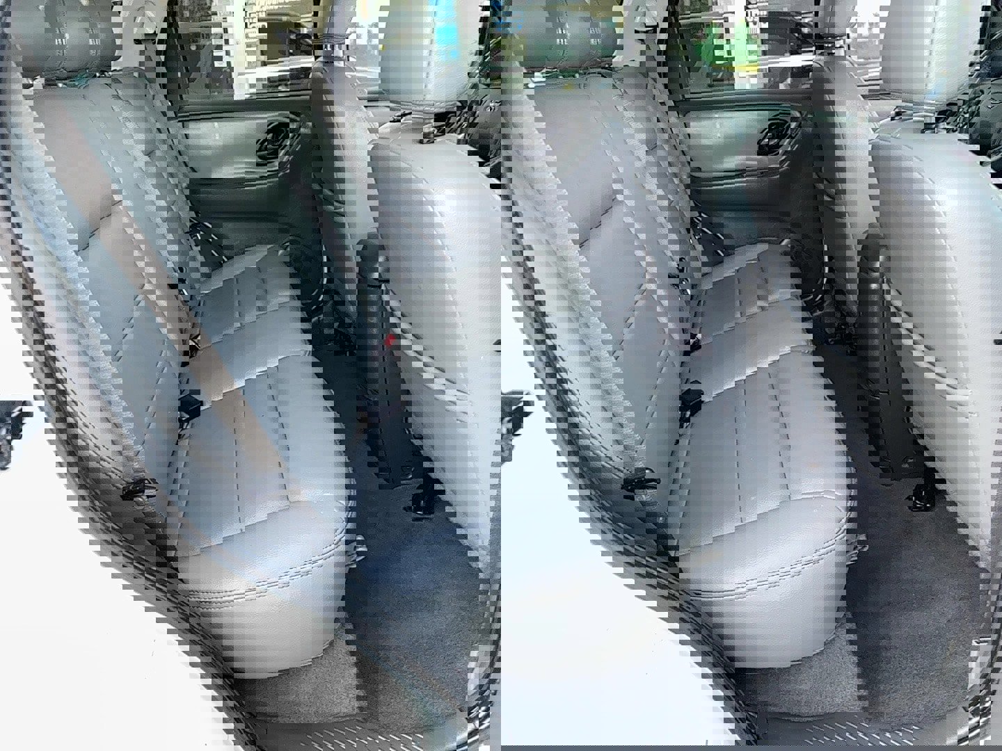 Used 2005 Ford Escape XLT image 22