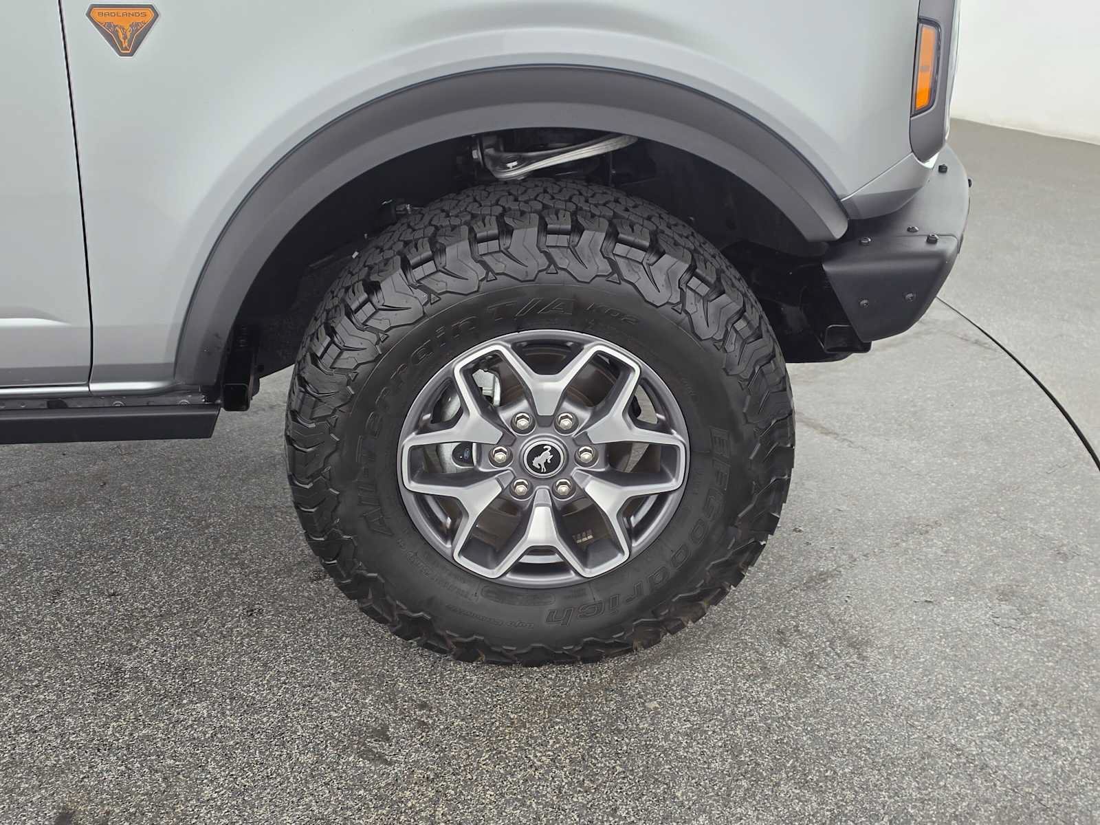 Used 2024 Ford Bronco Badlands AWD/4WD image 9