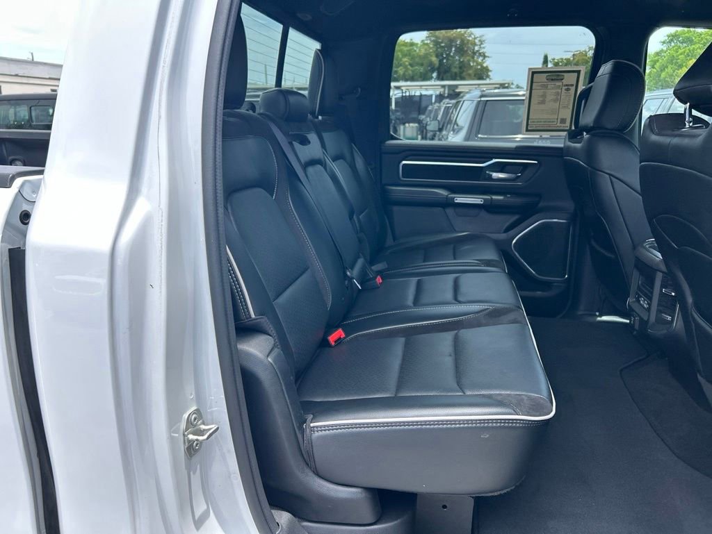 Used 2025 RAM 1500 Laramie AWD/4WD image 28