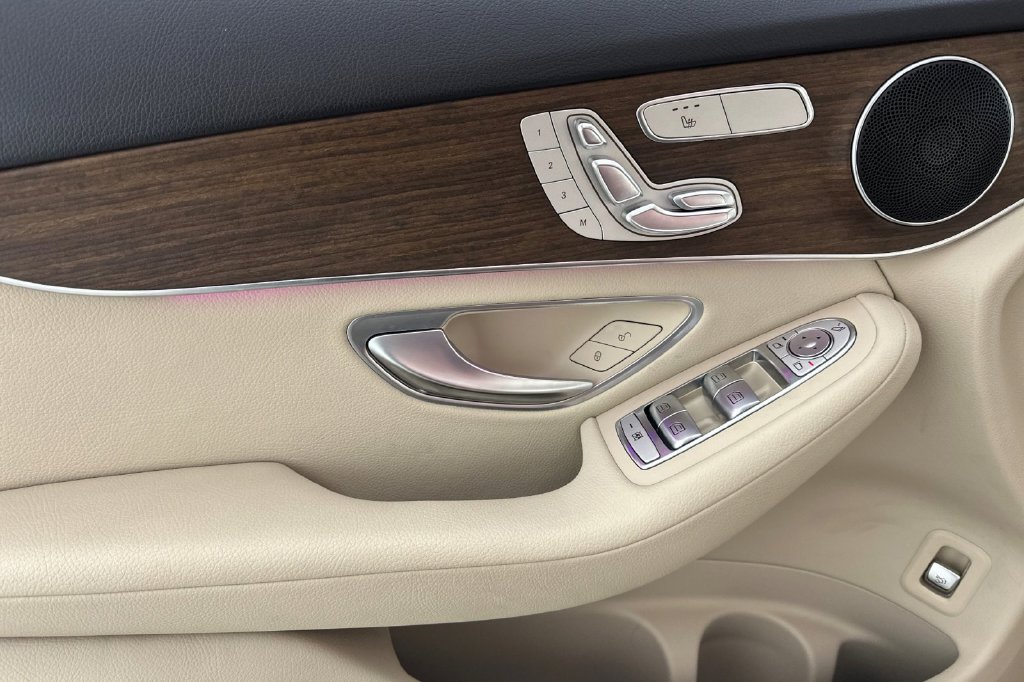 Certified 2022 Mercedes-Benz GLC 300 4MATIC image 12