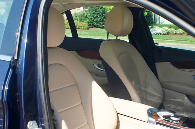 Used 2015 Mercedes-Benz C 300 4MATIC Sedan image 48