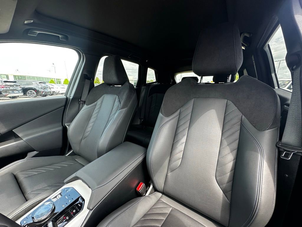 Certified 2025 BMW X3 xDrive30i w/ Premium Package image 10