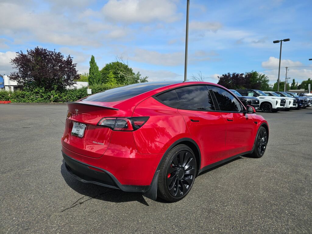Used 2022 Tesla Model Y Performance AWD/4WD image 7