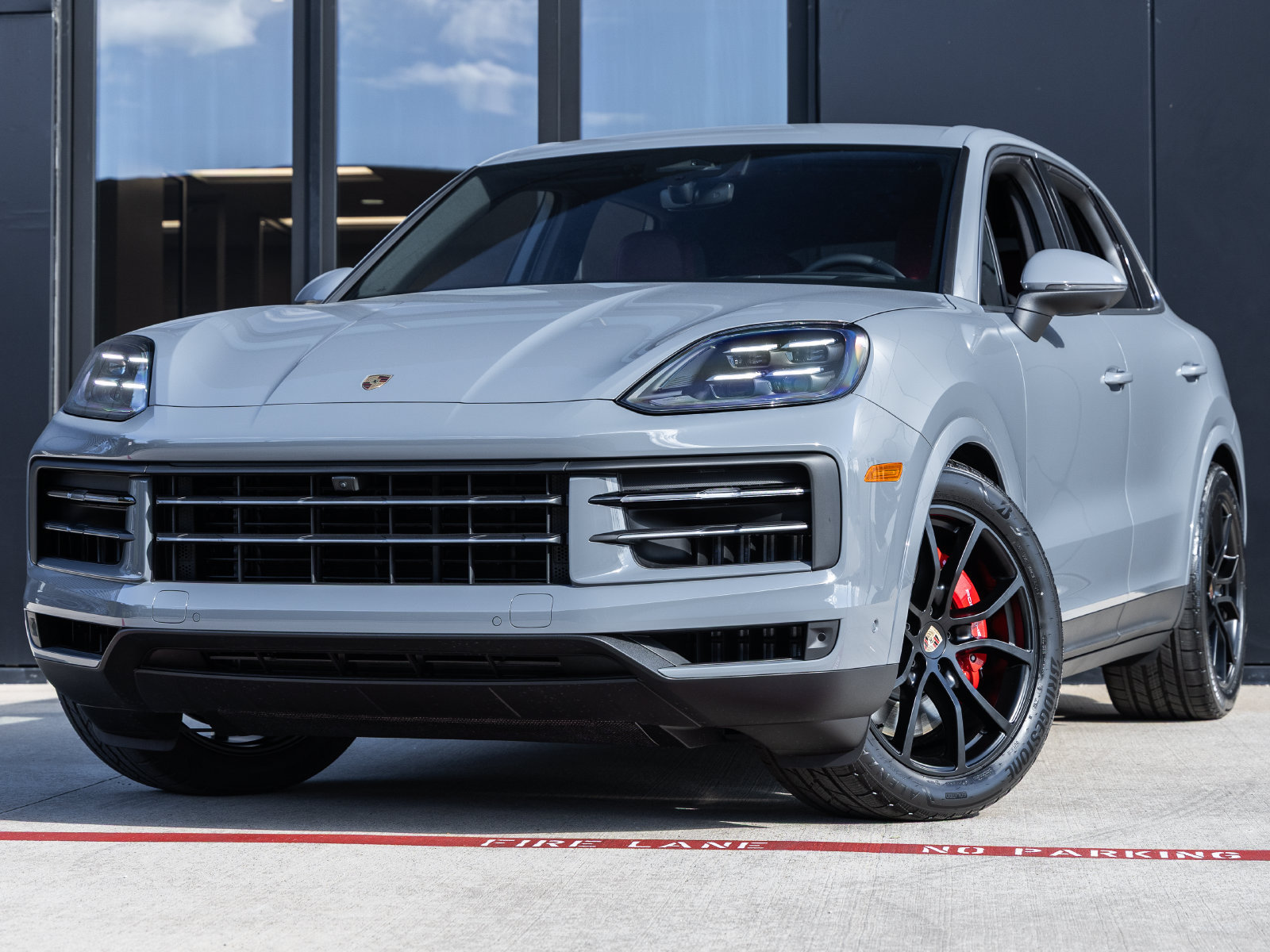 New 2026 Porsche Cayenne S AWD/4WD image 1