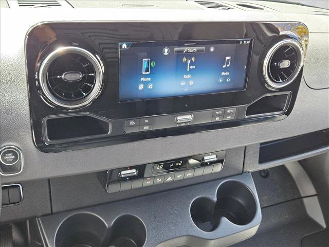 New 2026 Mercedes-Benz Sprinter 2500 image 12