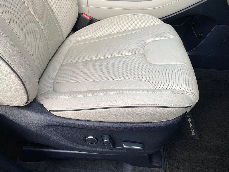 Used 2024 Hyundai Palisade Limited image 26