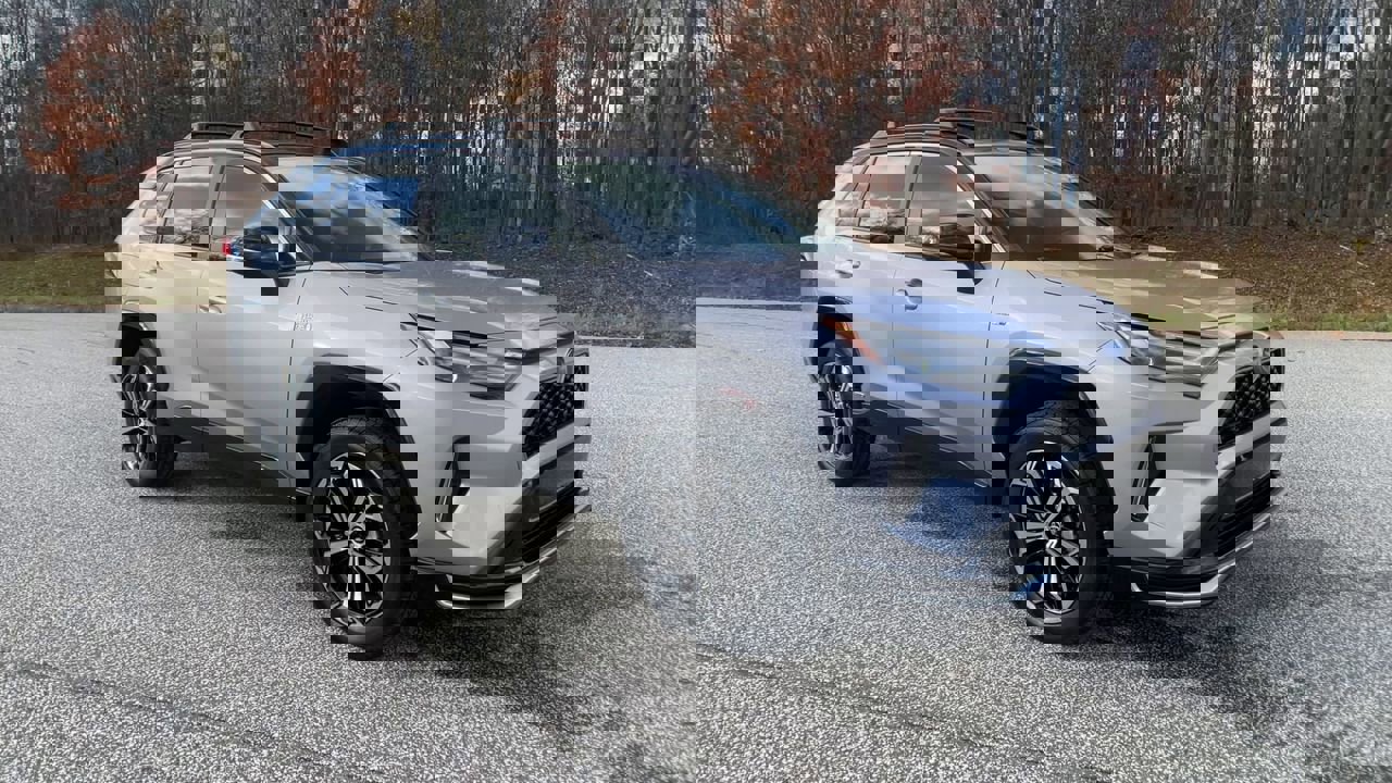 Used 2022 Toyota RAV4 XSE w/ Weather Package image 3